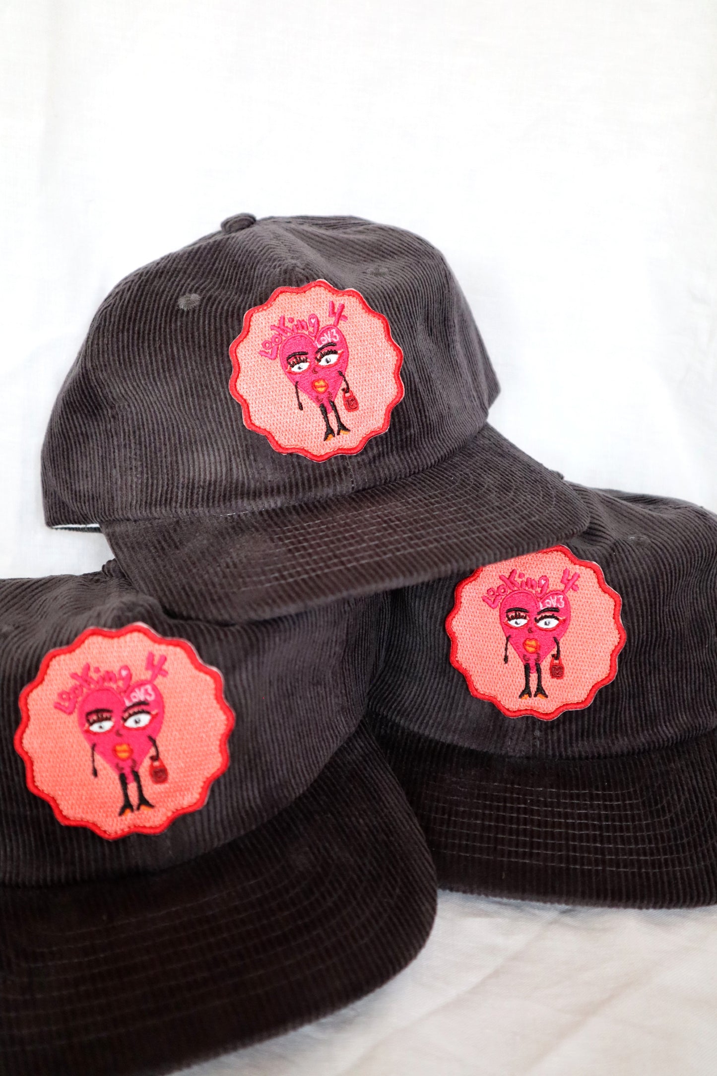 Looking 4 Love by Alejandro Lauren